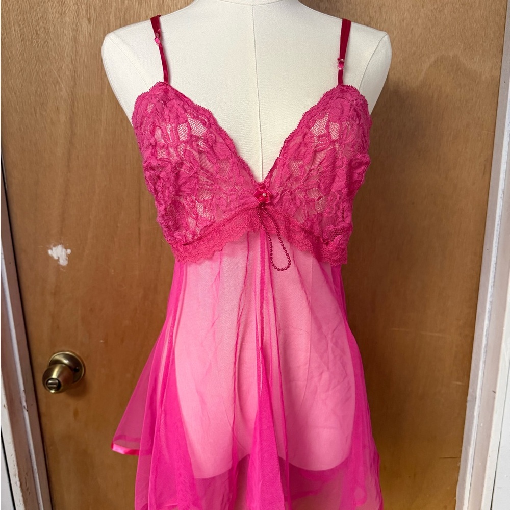 Chic Fuchsia Lace Chemise